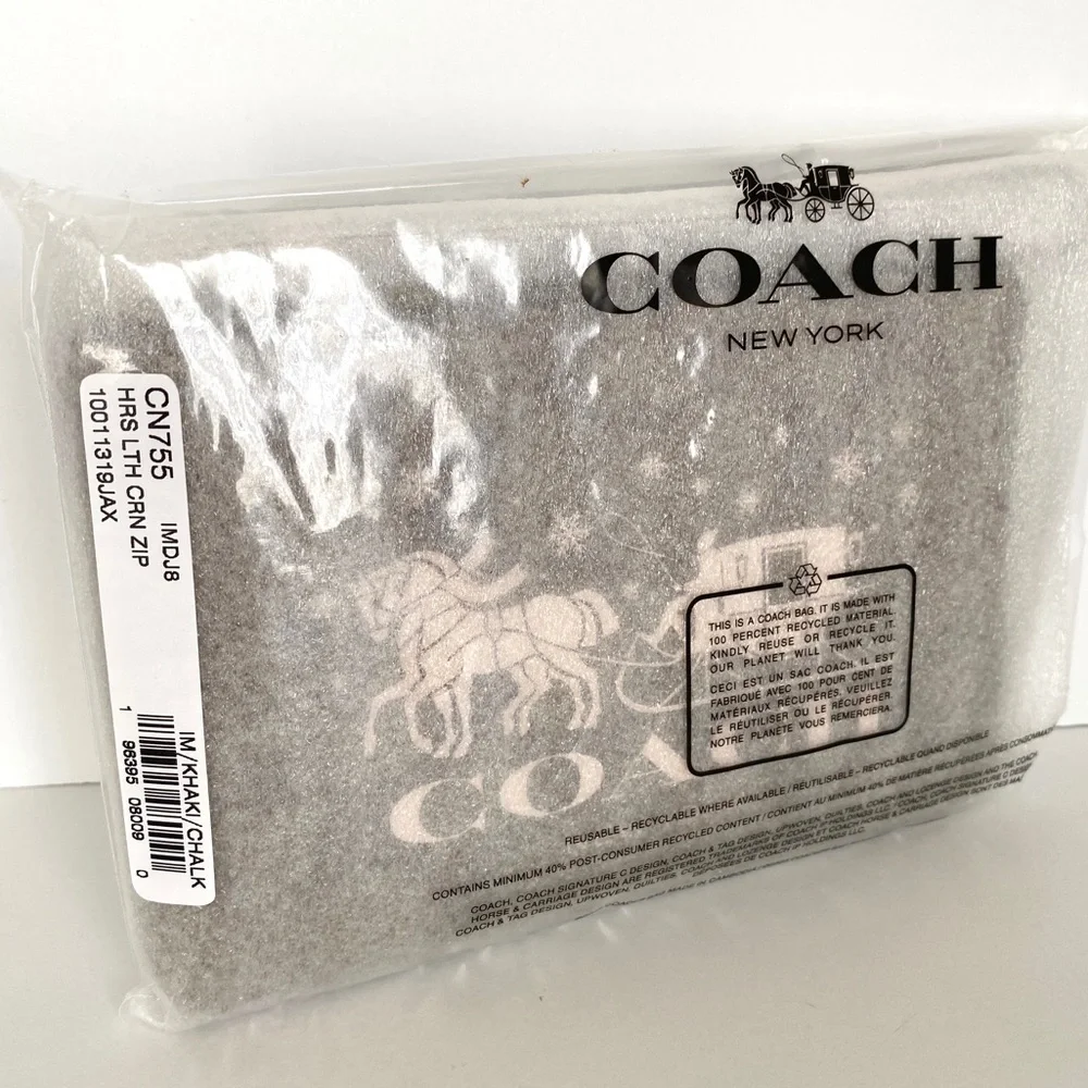 Coach Wristlet Signature Horse and Sleigh - Picture 7 of 9